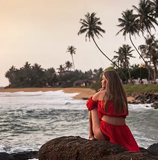 tourist beach sri lanka
